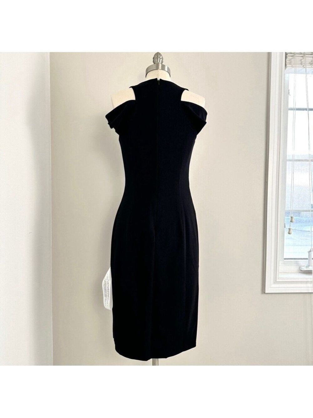 Tadashi Shoji Shoulder Cut-Out Black Dress Crepe Women's Size Medium - Picture 5 of 14